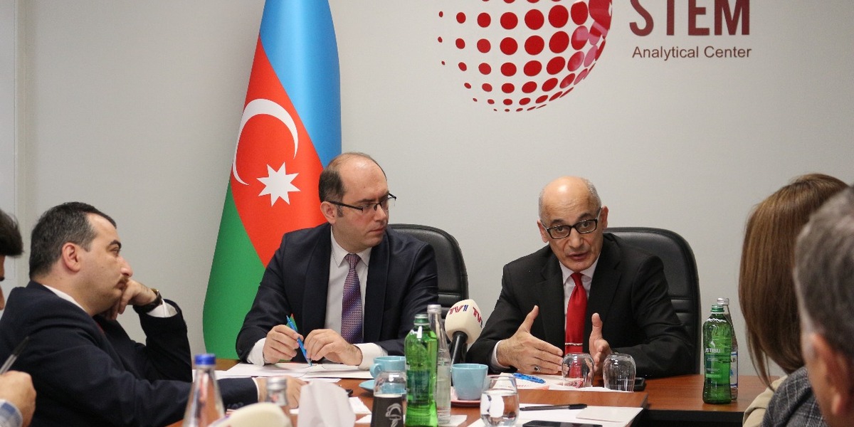 Встреча с политологом Рамизом Юнусом: от глобальных сдвигов до роли Азербайджана в регионе