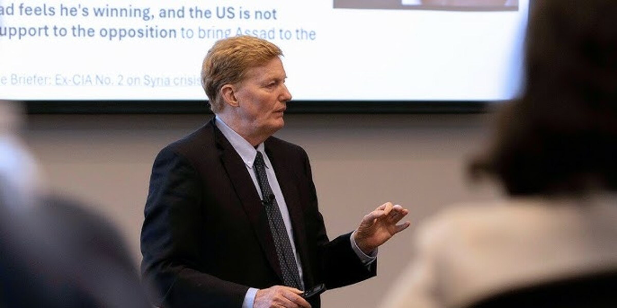 Зангезурский коридор может превратиться в арену соперничества глобальных игроков -  Джошуа Ландис