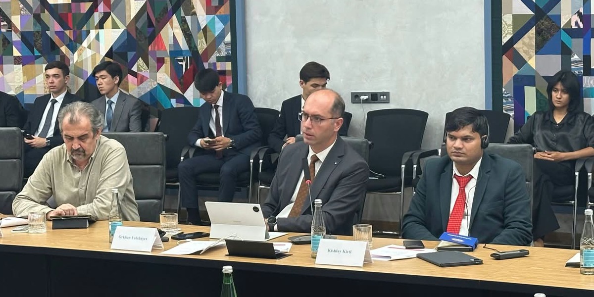 Director of CASPIA Center Highlights Green Energy Cooperation Potential in Tashkent